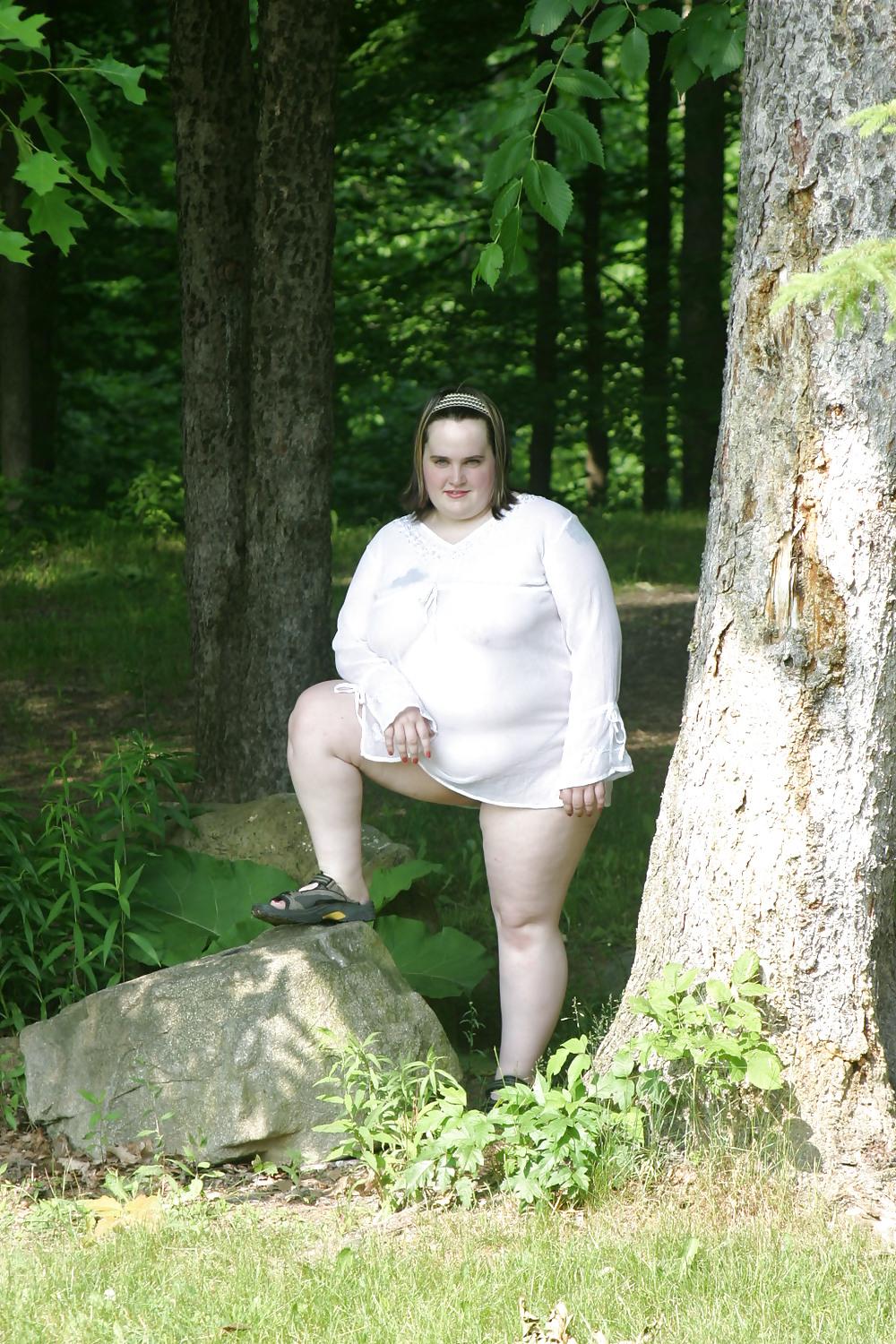 25P Kaylee showing thong in park