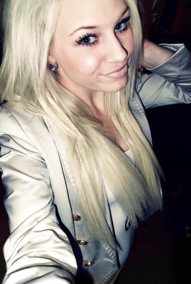 6P Some FB pictures of me!