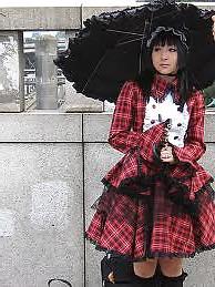 22P Goth doll