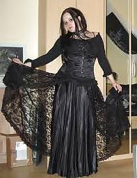 22P Goth doll