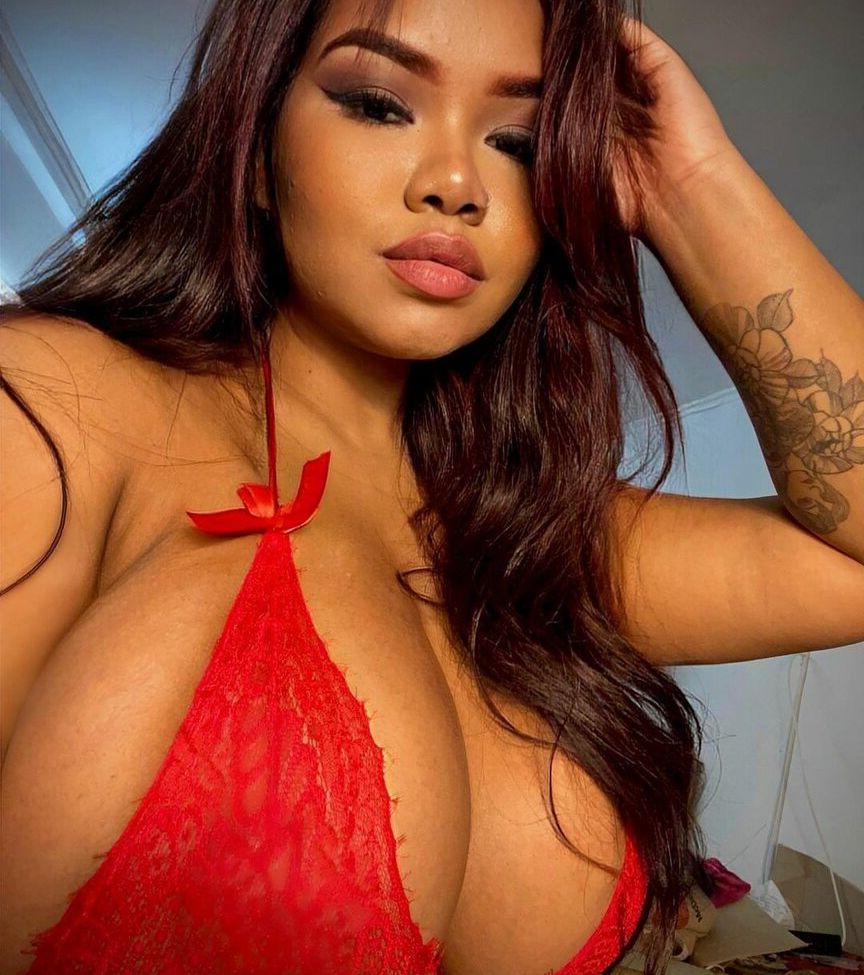 25P Majo Doll nude