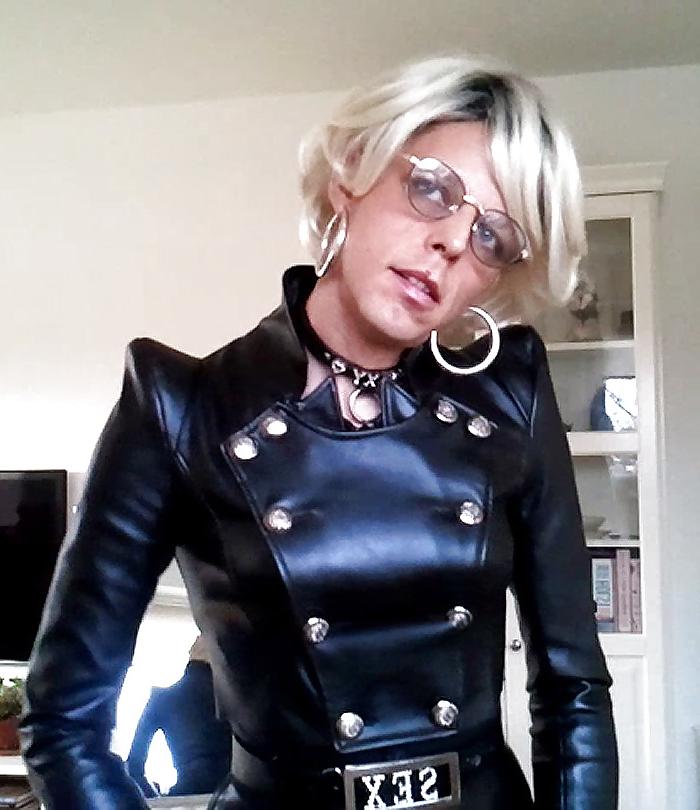 18P Sissy in Leather