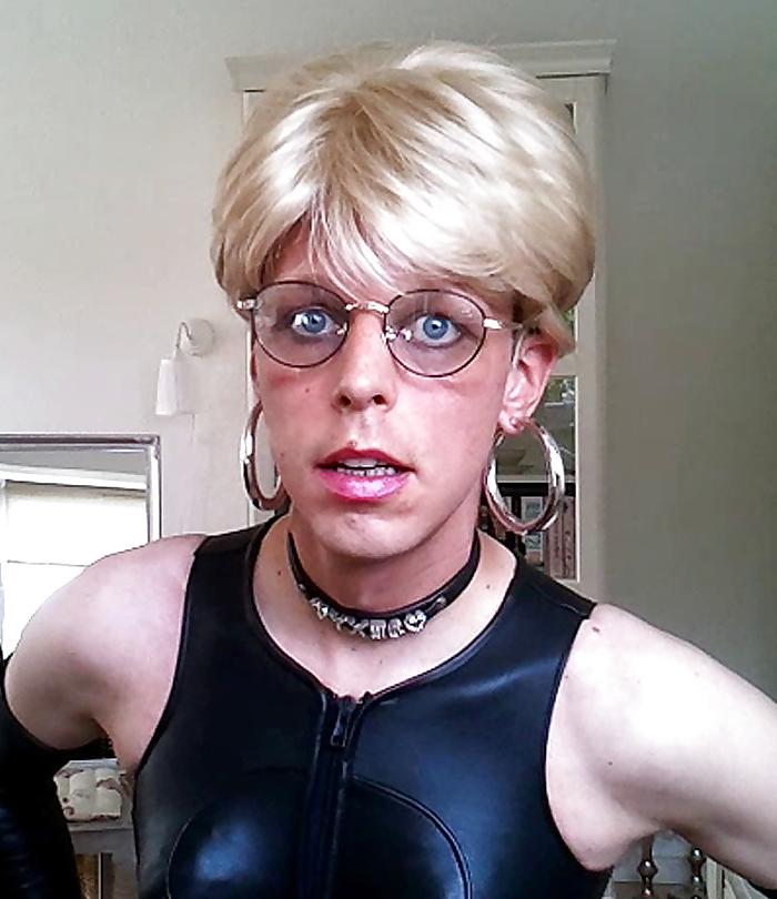 18P Sissy in Leather