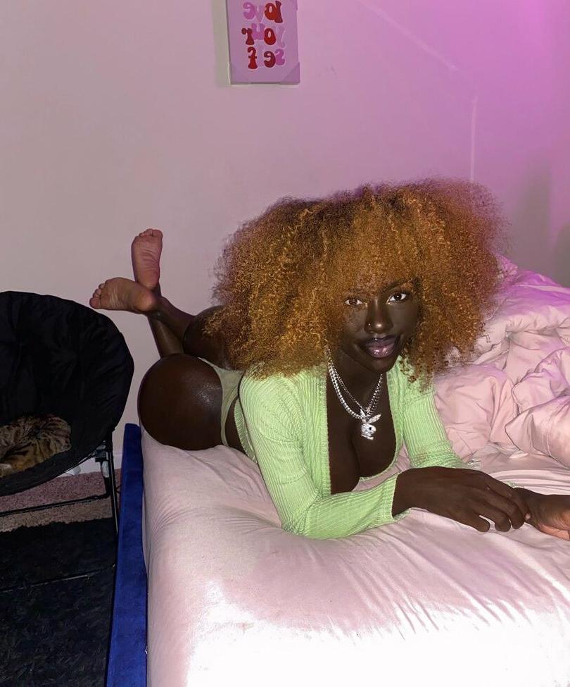 25P Lazelle Doll nude