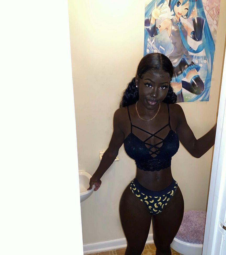 25P Lazelle Doll nude