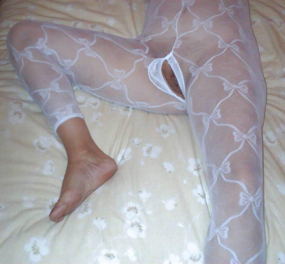 18P White bodystocking