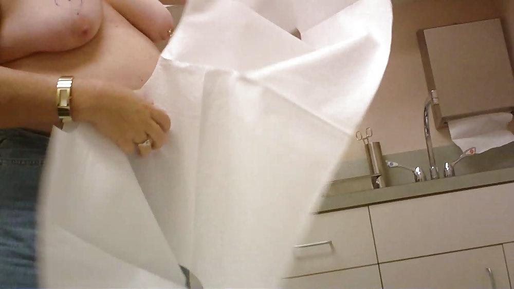 11P Wife breast aug consultation 02