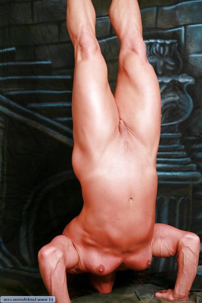 17P Nude Muscle Women 4 - Sheila Bleck 