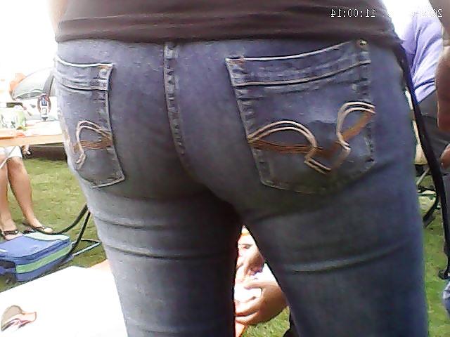 22P Nice bums iv snapped