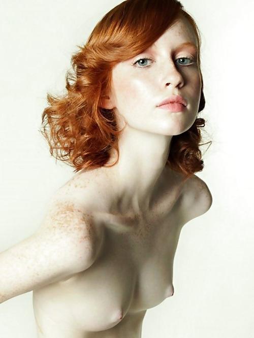 25P Redhead lovers