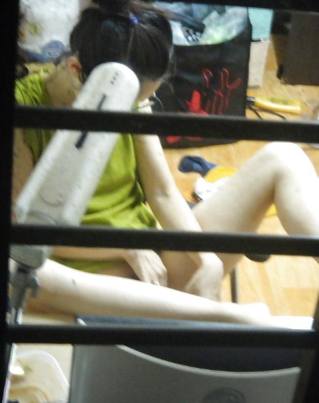 25P Korean hidden cam voyeur