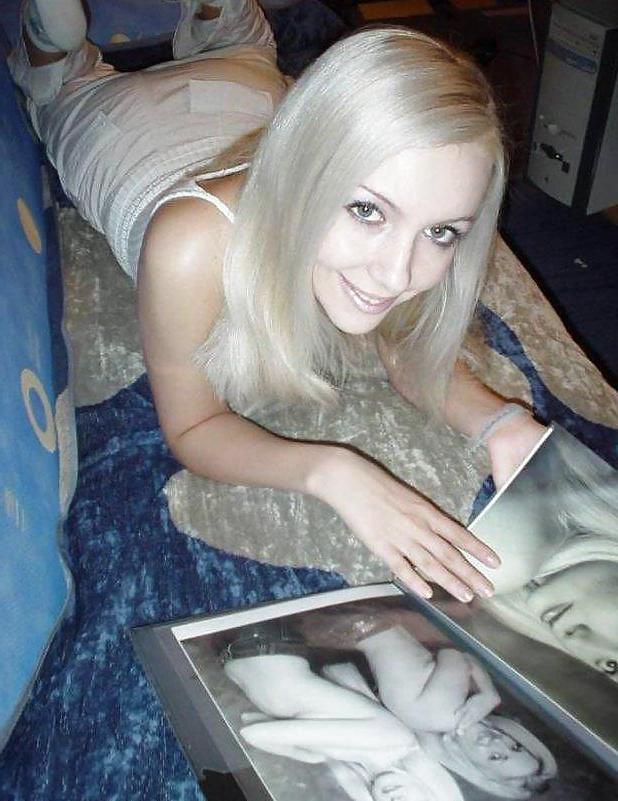 25P Blondine (A friend)