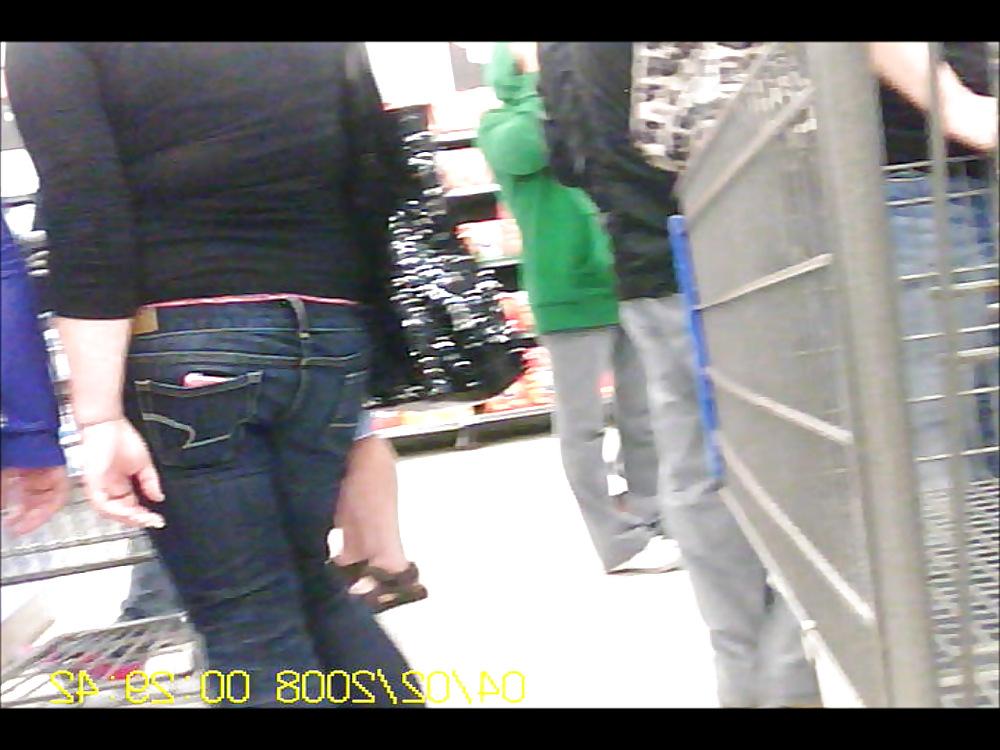 24P Two Chubby Teens Shopping