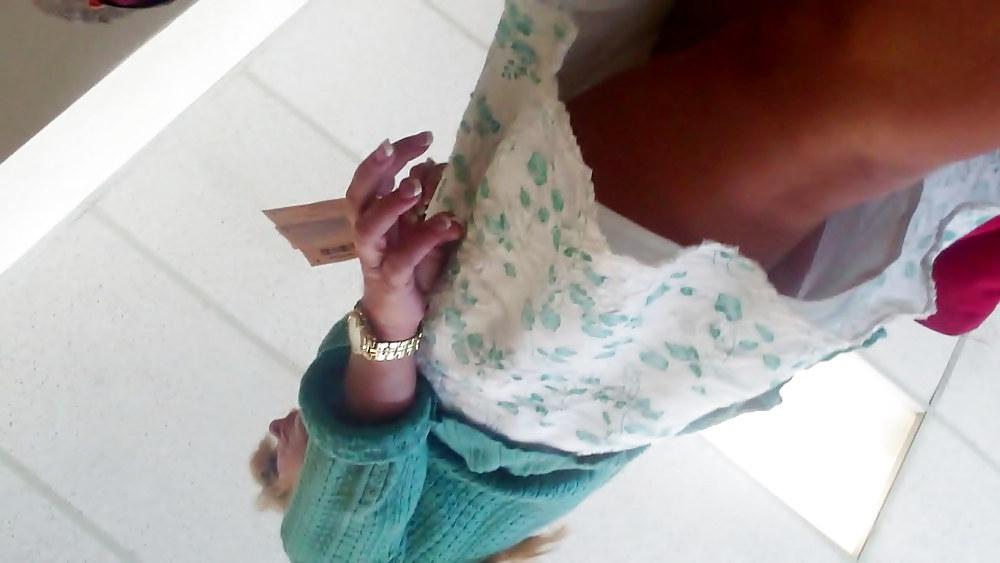 19P UPSKIRT VIDCAPS