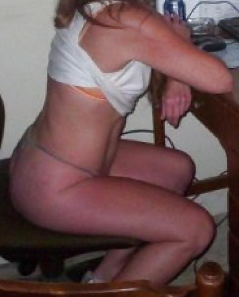 9P Fun in the bedroom