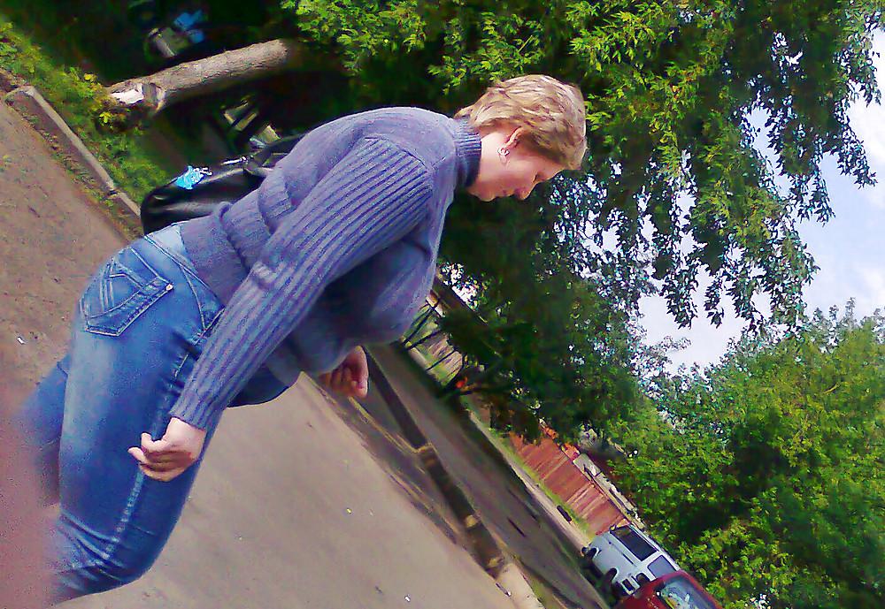 17P Candid camera