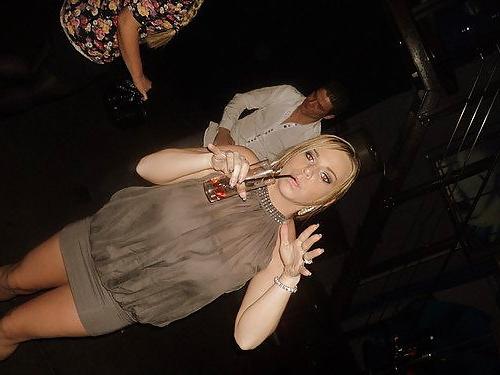25P Gorgeous Dutch Chick Sam Facebook Pics