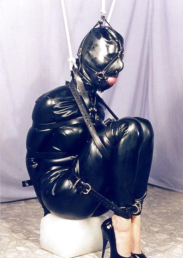 25P Vintage Rubber Dommes and Slaves