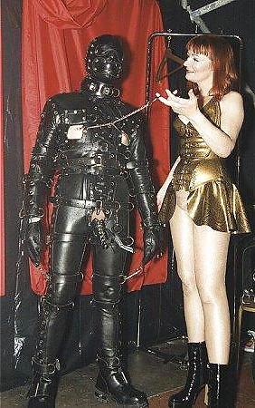 25P Vintage Rubber Dommes and Slaves