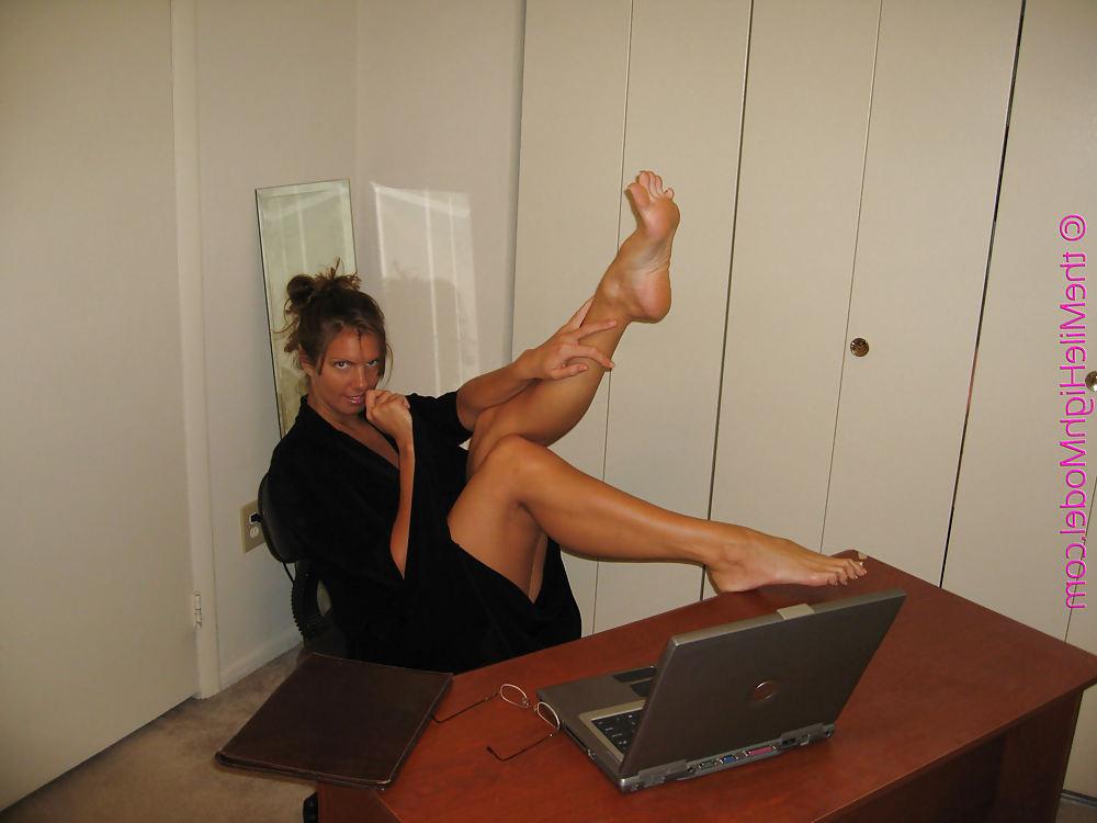 25P Mikayla, and her big & sexy Feet!