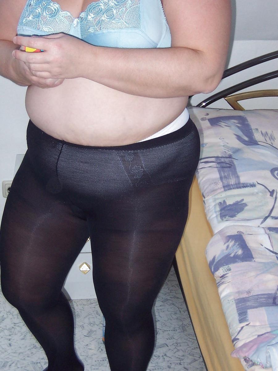 25P In shorts and pantyhose