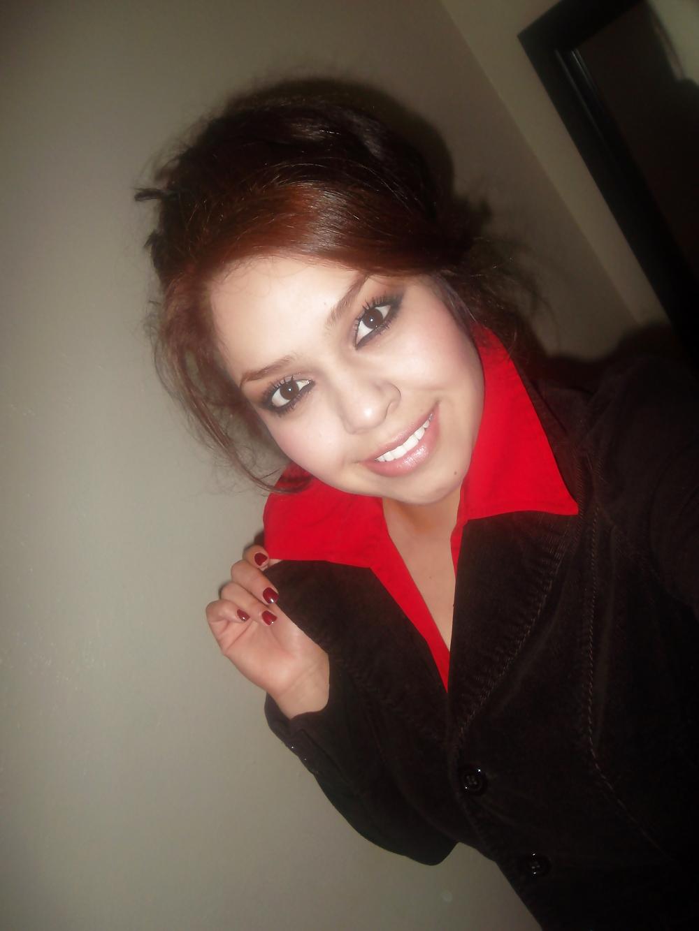 8P Milf whith red hair by aviles