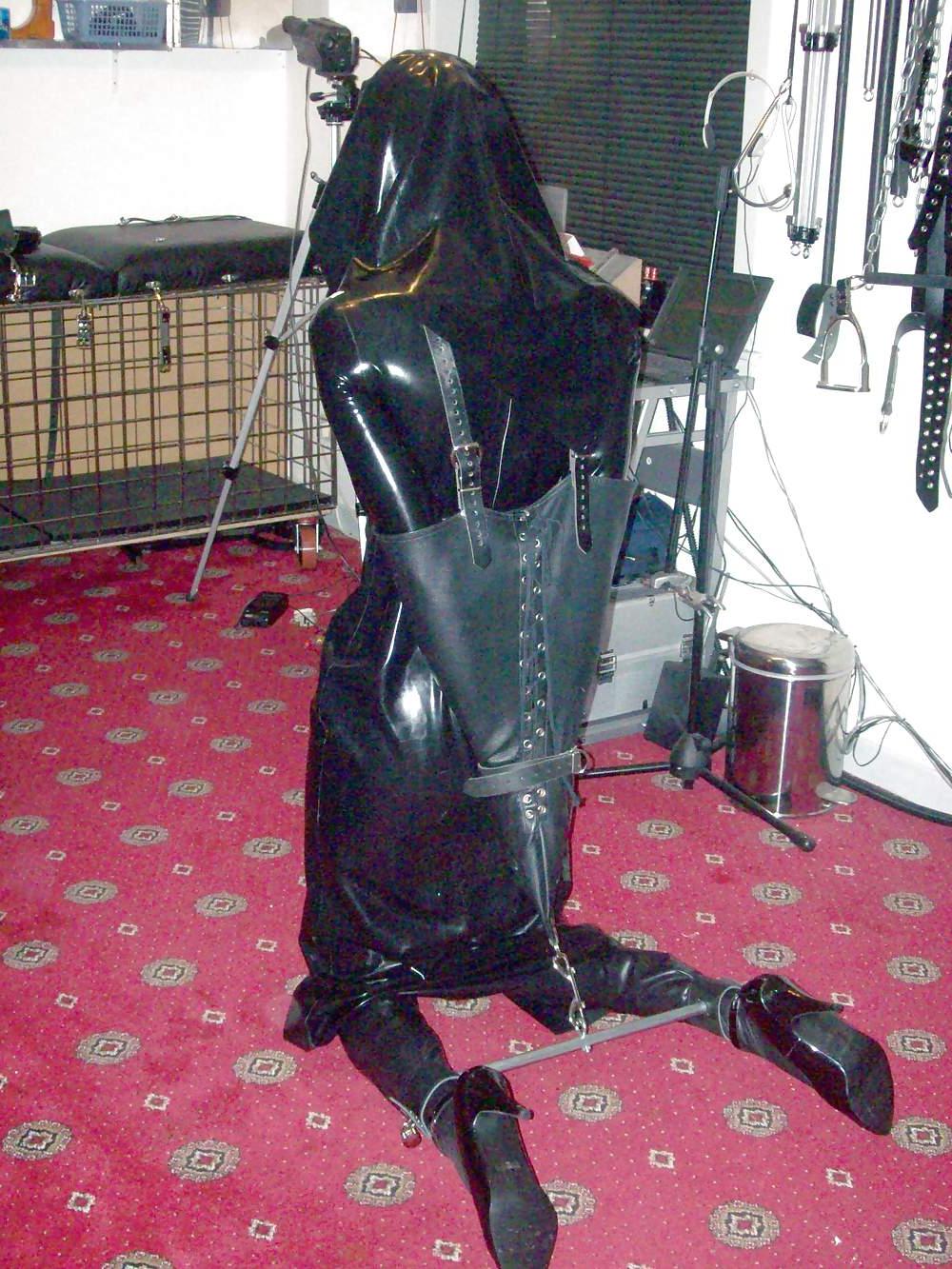 10P Steffy, die Gummipuppe
