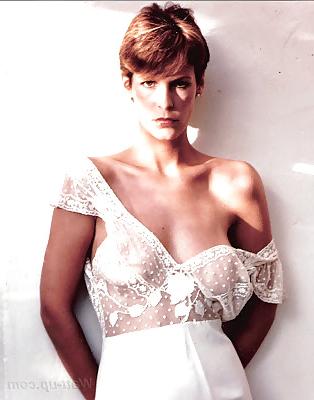 14P Jamie Lee Curtis .... the perfect body .