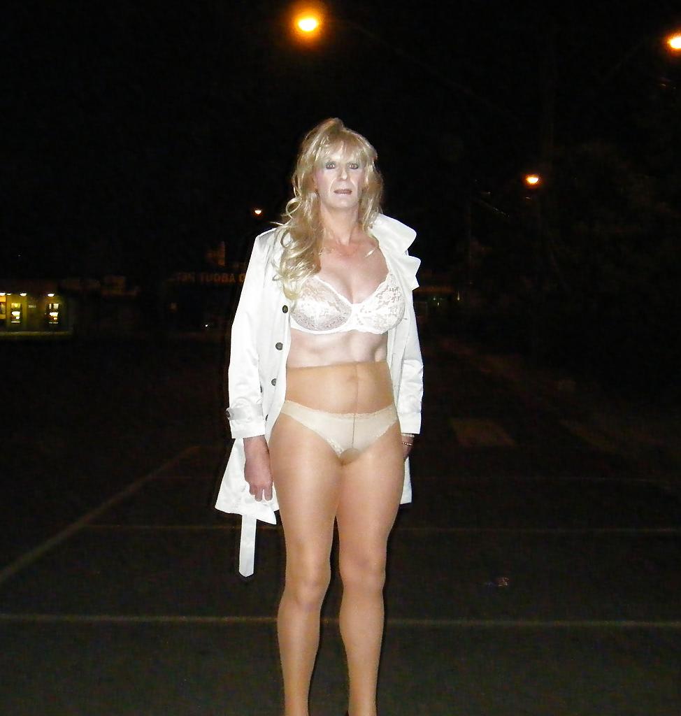 15P Sissy - Rose Pantyhose
