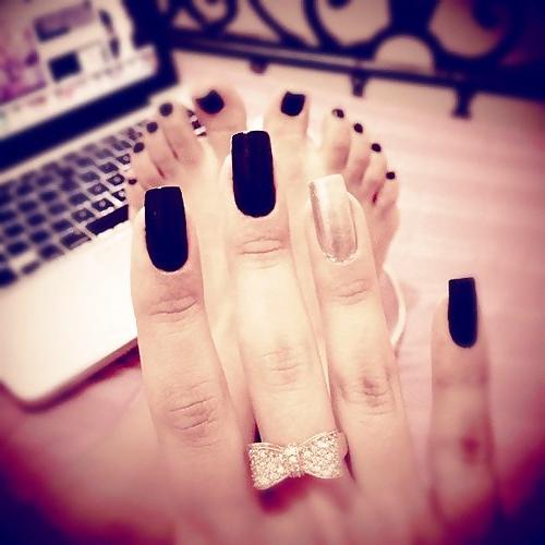 17P Nails, Nails, Nails