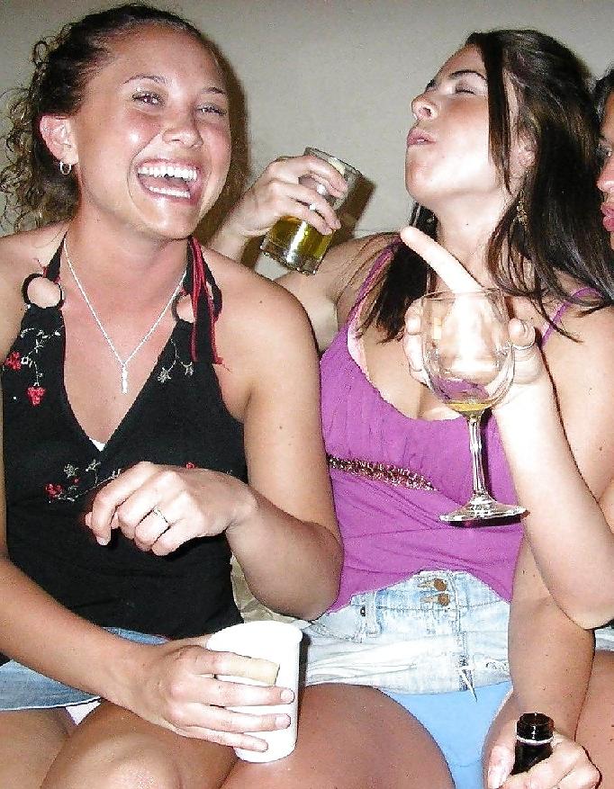 25P More Party Girls 1