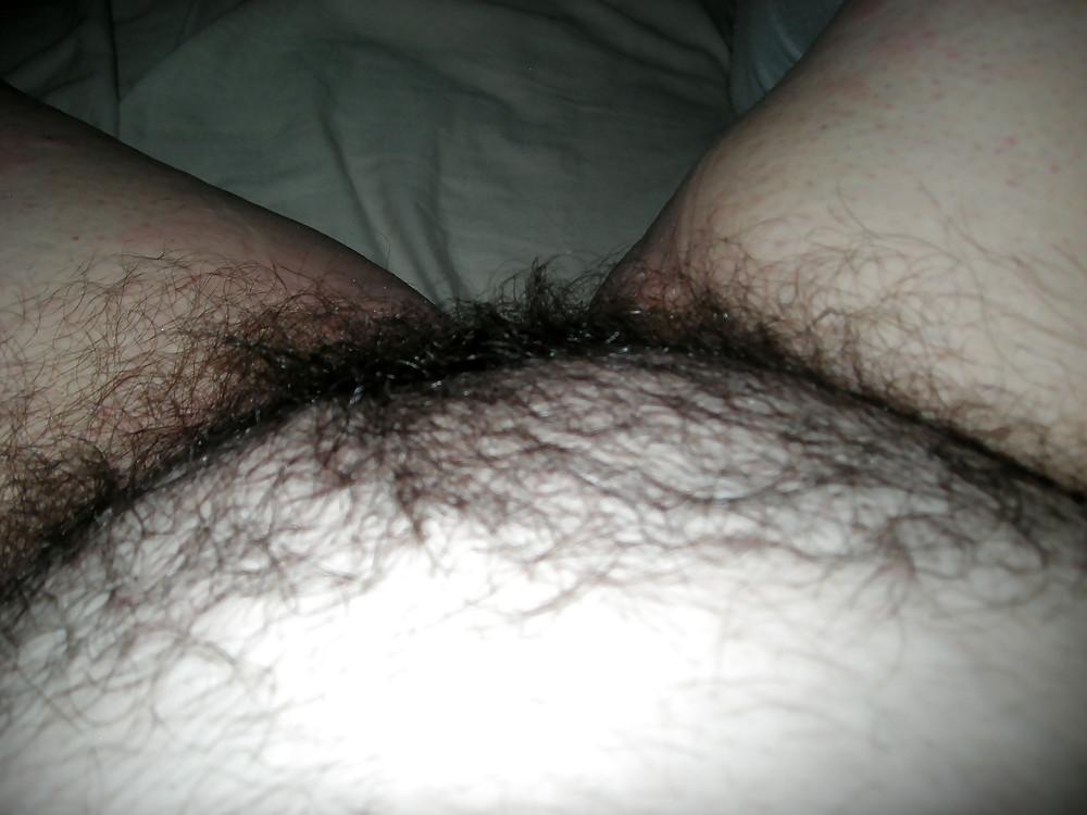 8P Another very HAIRY friend. :)  