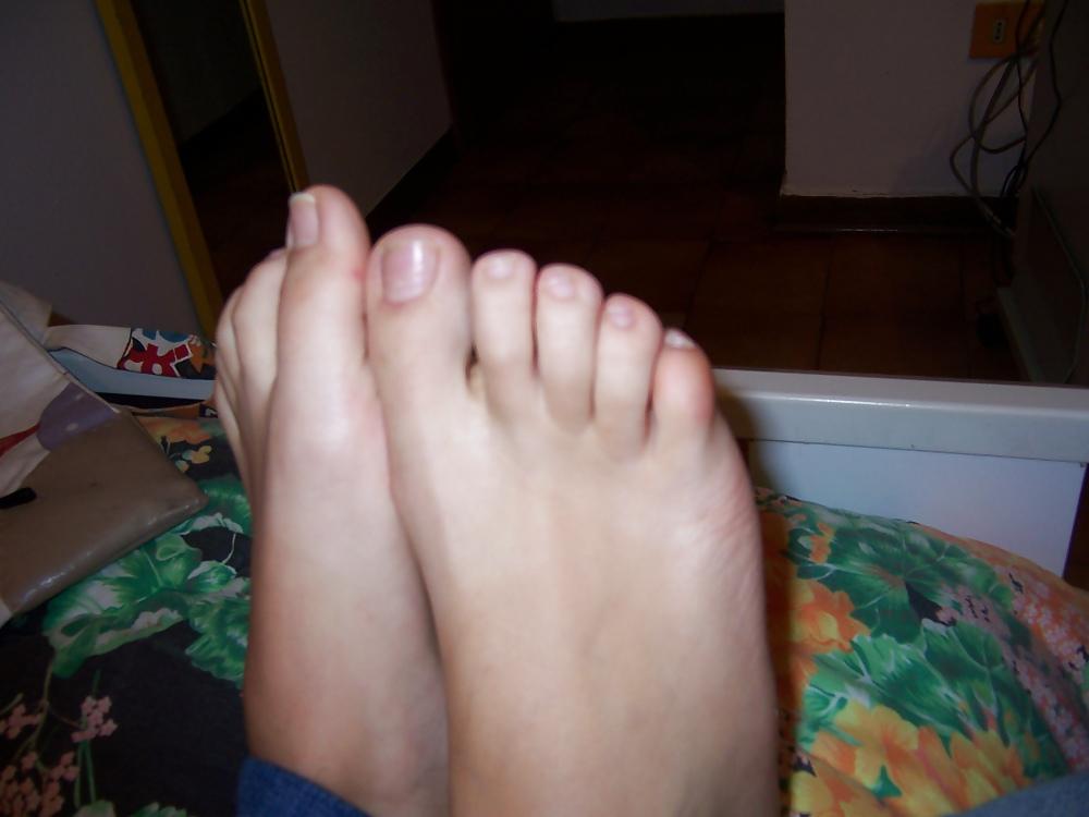 6P My friends feet paola