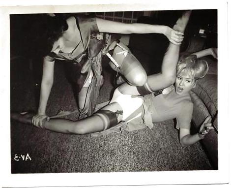 21P Yet more catfighting ladies