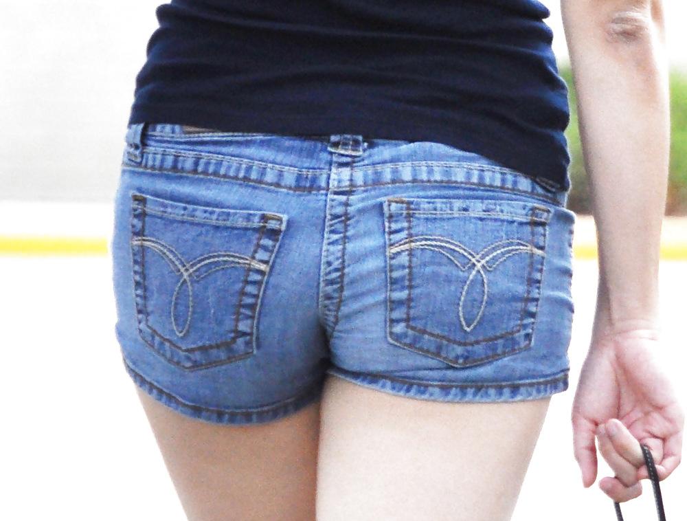 14P Tight Ass Mall Creeping 