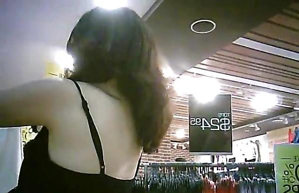 9P Slut JuzminHua Shopping Trip was Snapped by Hidden Cams