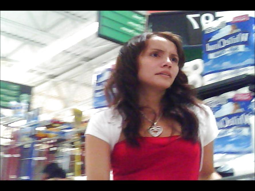 25P Are these Your Wives? Public Exposure