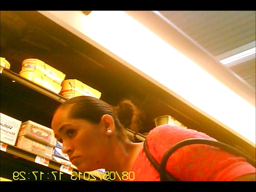 25P Are these Your Wives? Public Exposure