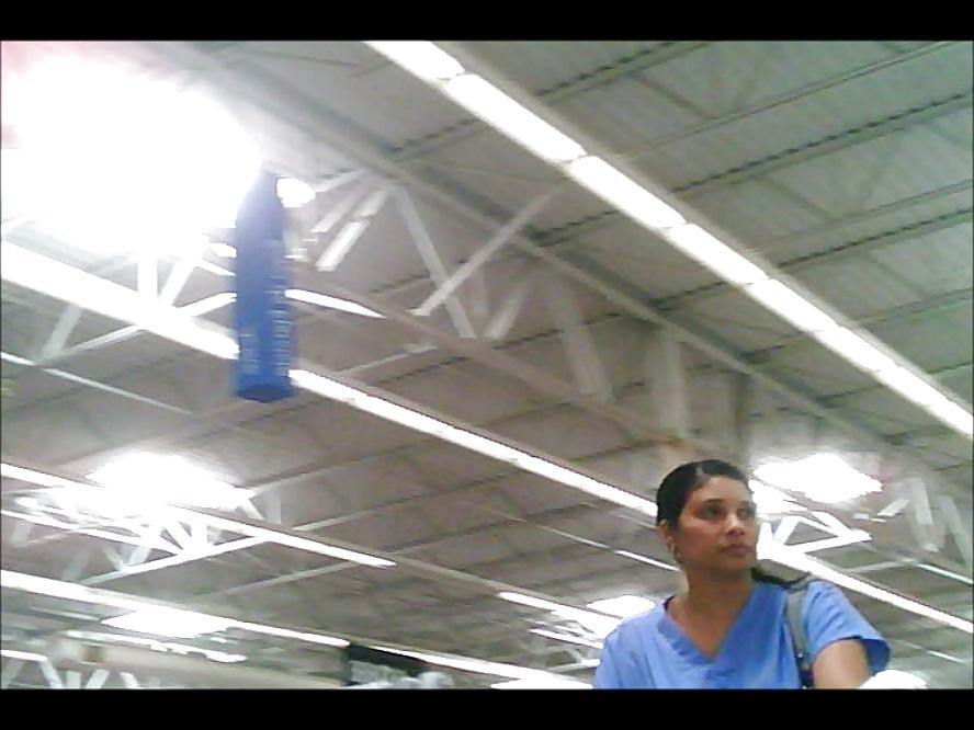 25P Are these Your Wives? Public Exposure