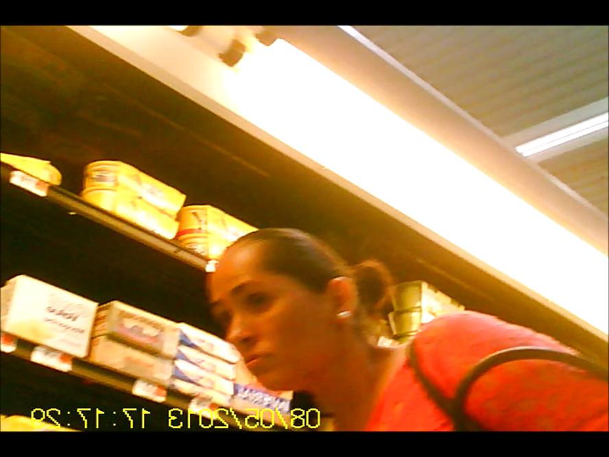 25P Are these Your Wives? Public Exposure
