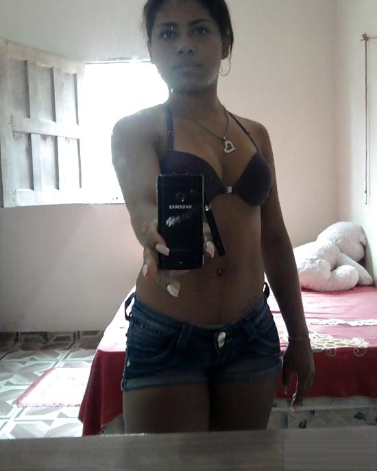 25P Girls from the favelas of Rio de Janeiro.(Personal Archive)3