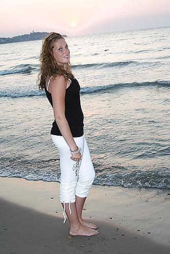 25P Blond dutch girls 