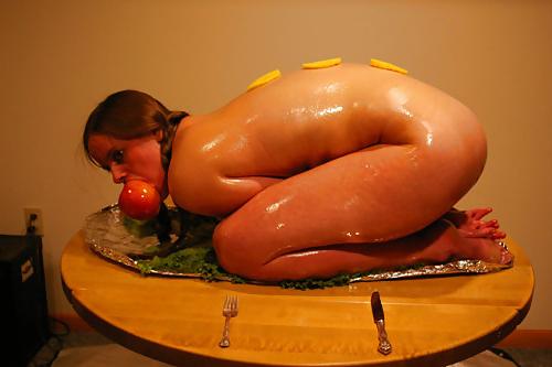 24P Girl on a Plate!