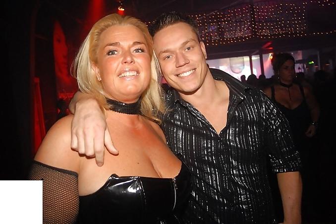 25P Dutch Milfs by Jerry