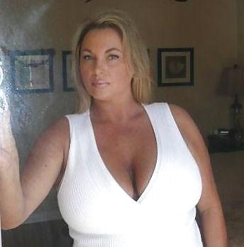 25P Dutch Milfs by Jerry