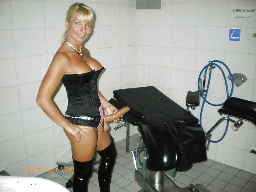 25P StrapOn Dildo Women