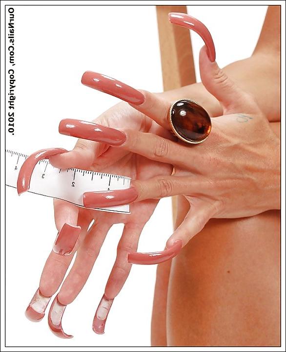 12P Long Nails Passion