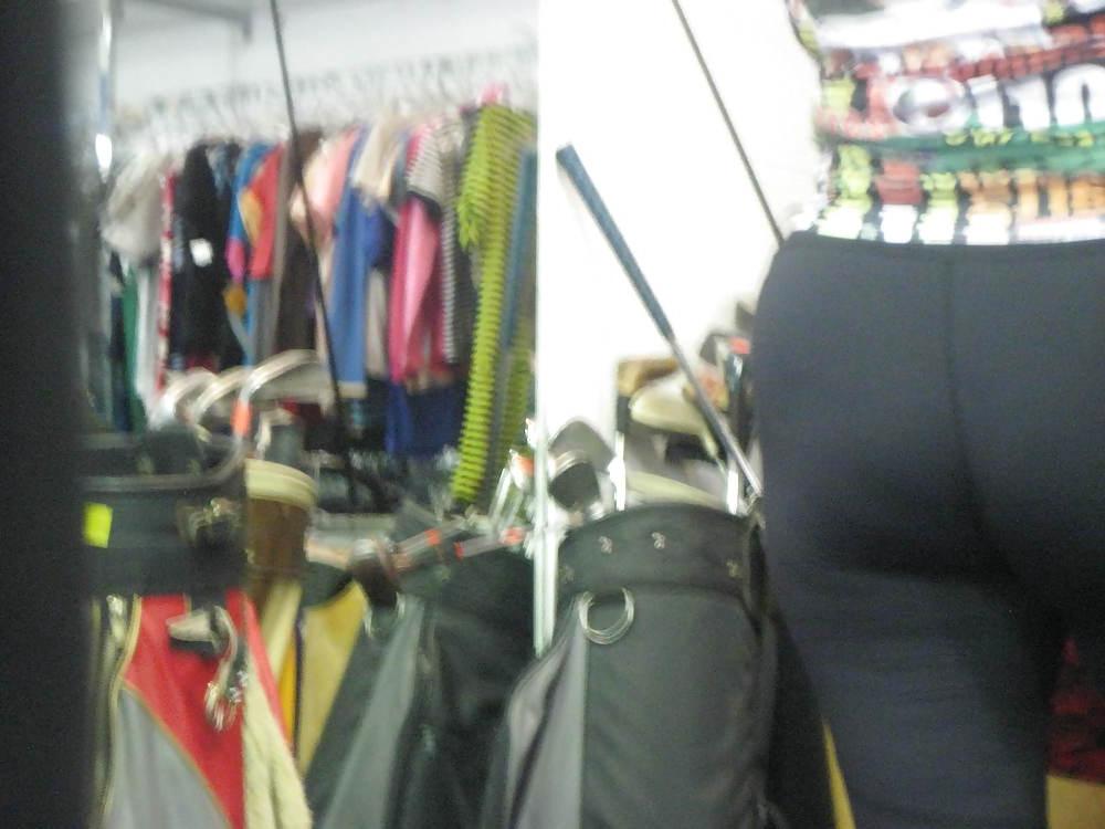 23P Plump MILF in Lycra Pants