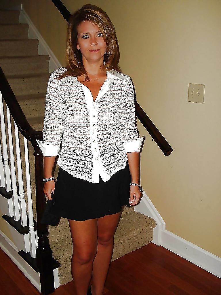 10P The Milf Files