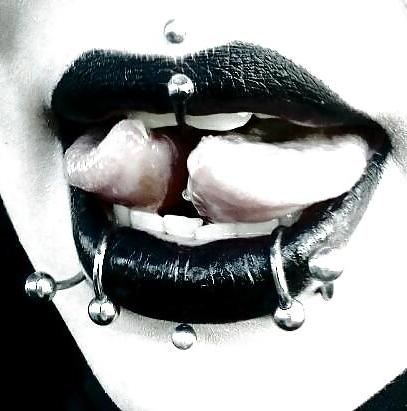 20P Pierced Pussy 5!